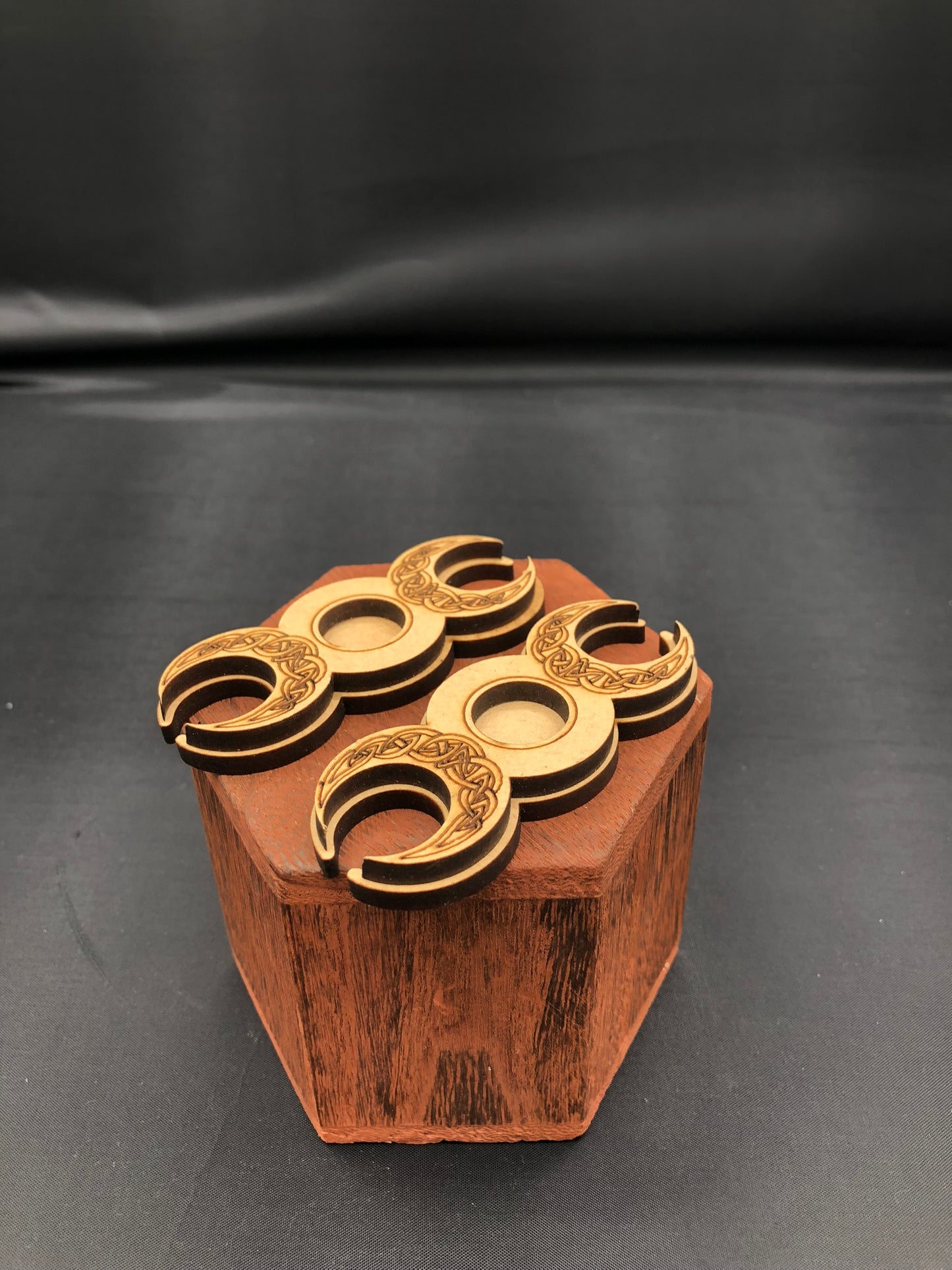 Triple Moon Sphere stand