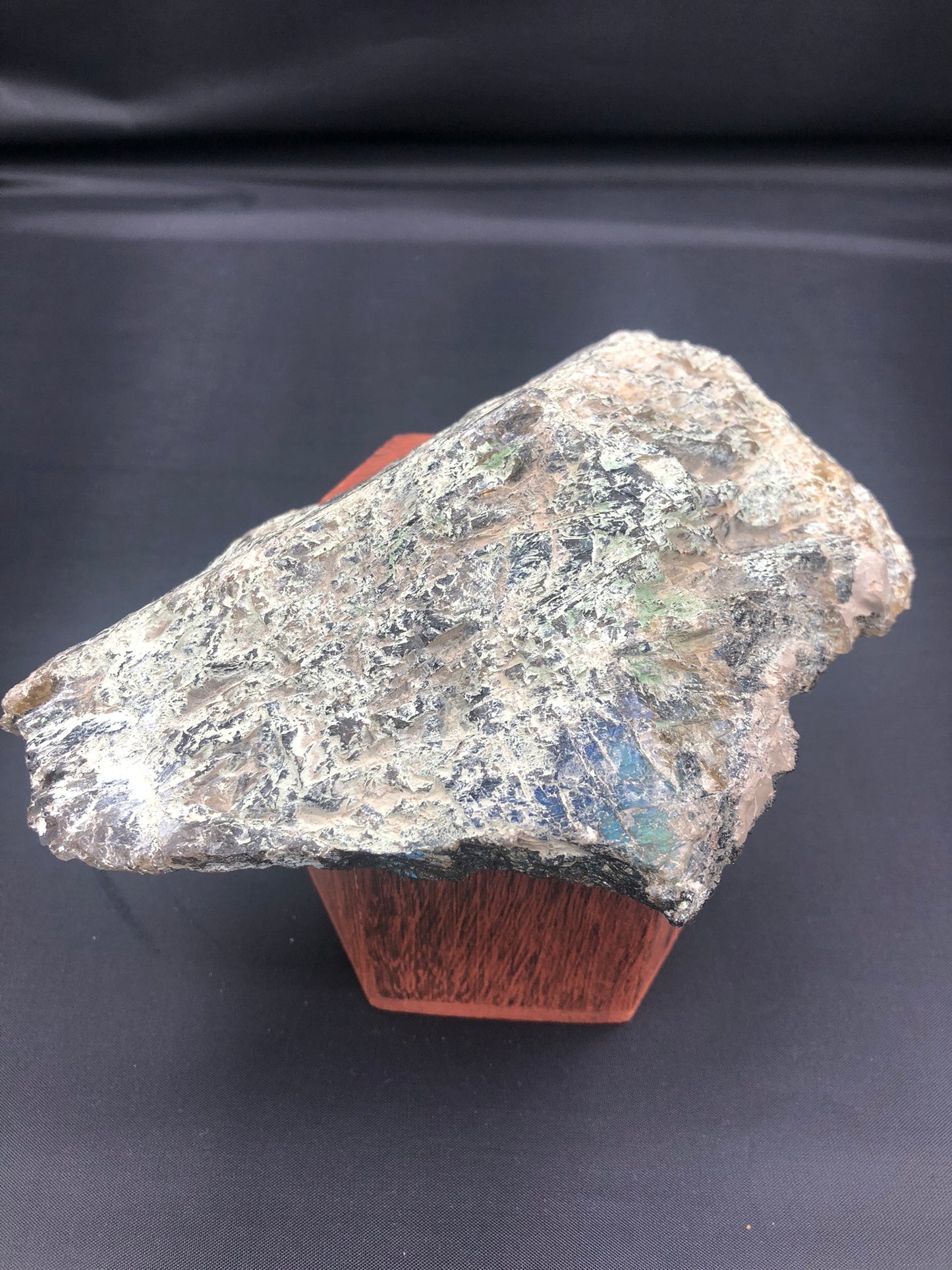 Labradorite slice rough/smooth