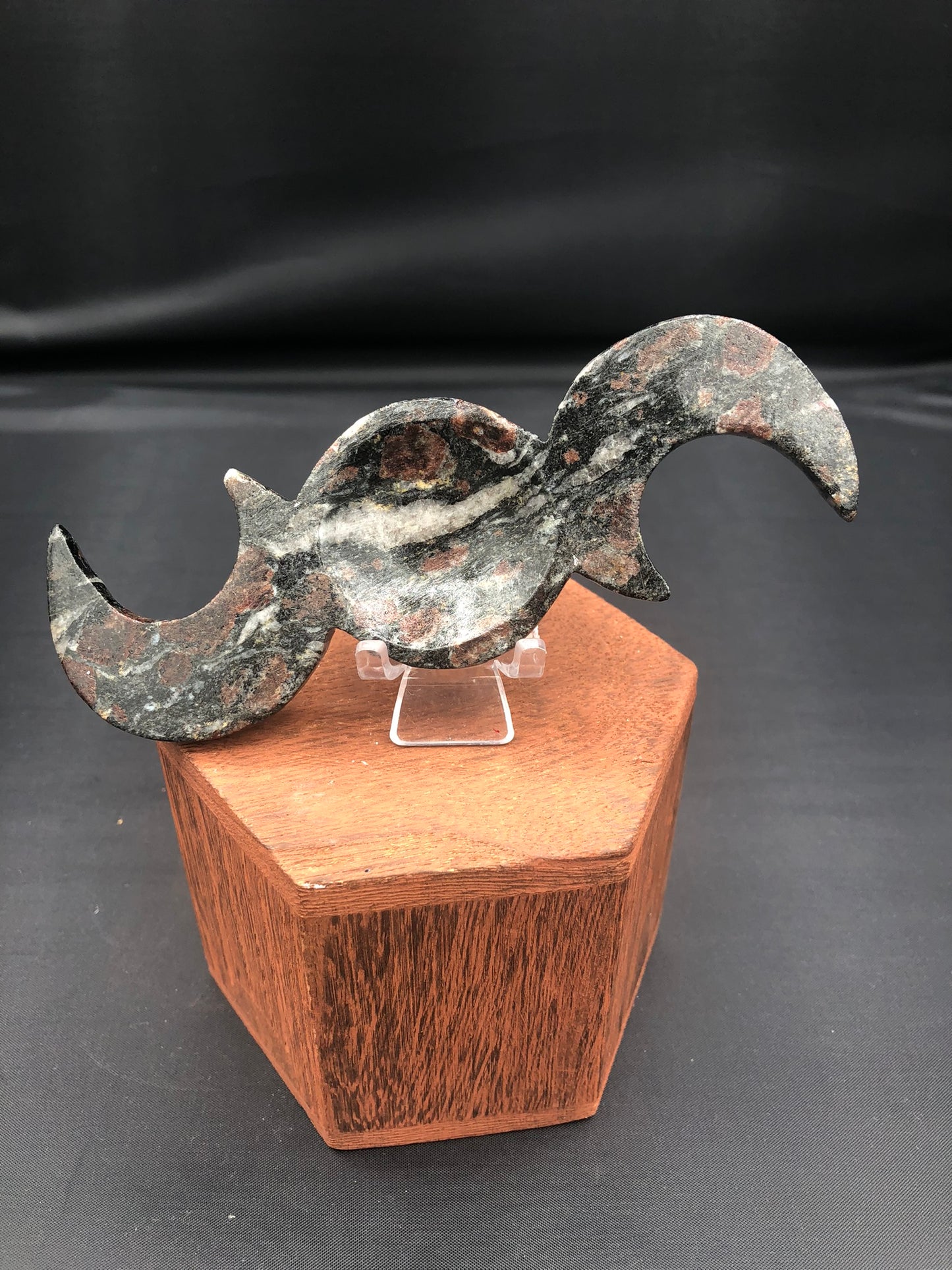 Bloodstone Triple Moon Dish