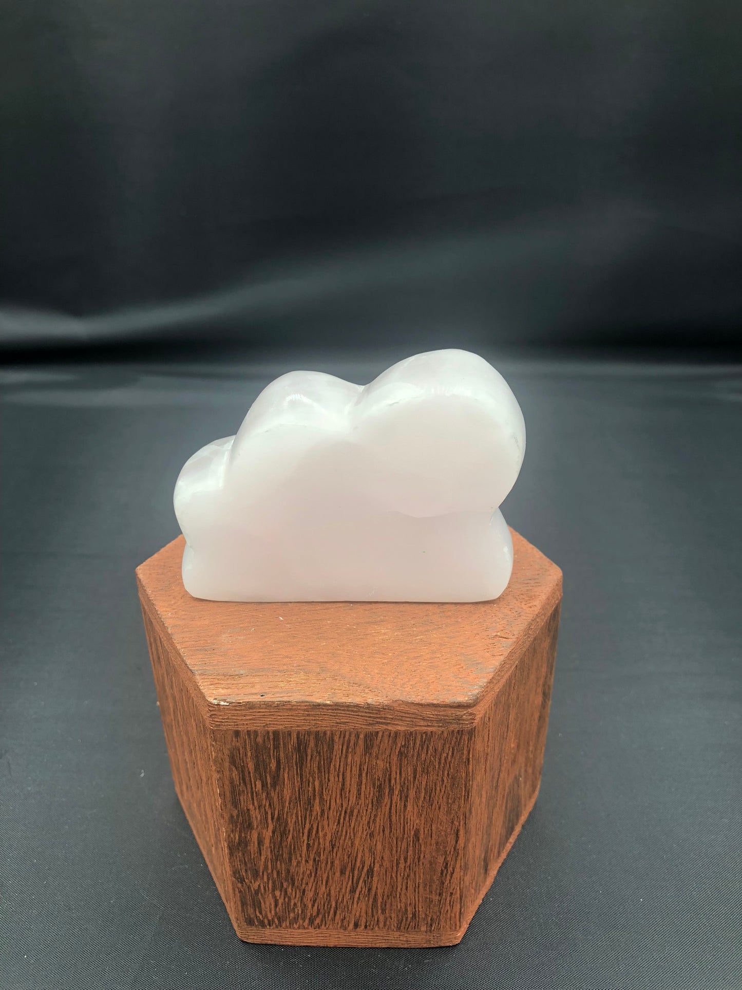 Mangano Calcite Cloud