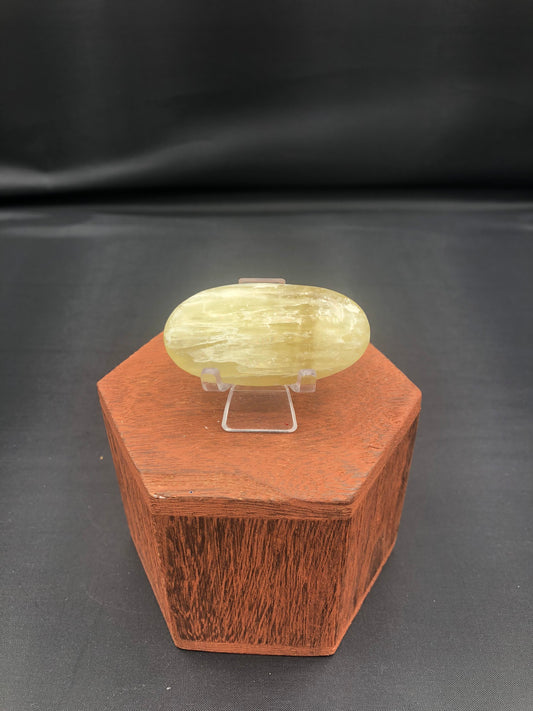 Lemon Calcite Palm